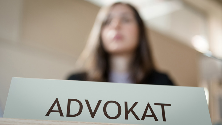 Bild på en advokat