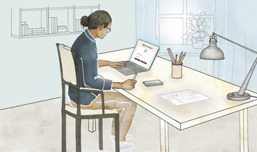 En person gör en ansökan via webben.